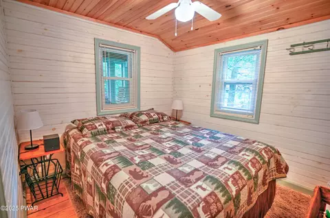 Bedroom - 121 Ness Rd, Dingmans Ferry, PA 18328 photo 3 of 3