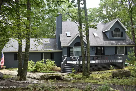 219 Mountain View Dr, Lords Valley, PA 18428