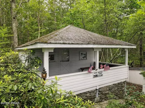 193 Old Rte 402, Dingmans Ferry, PA 18328