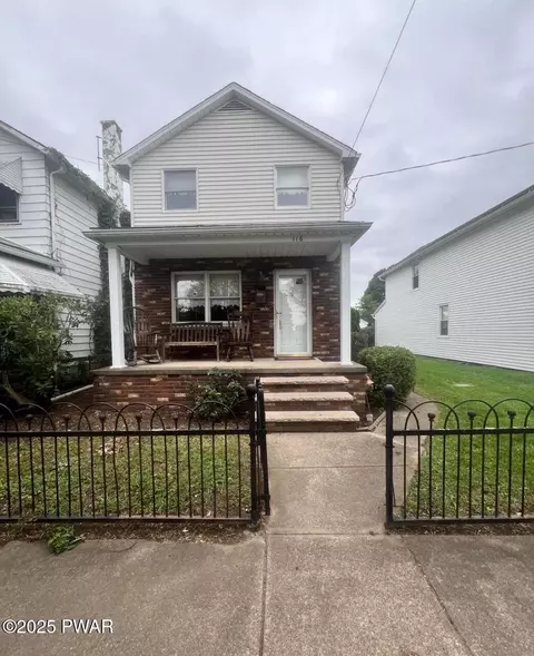 116 E 6th St, Wyoming, PA 18644