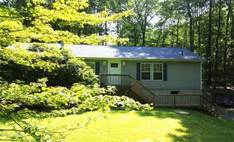 Exterior - 115 Deer Path, Tafton, PA 18464 photo 2 of 3