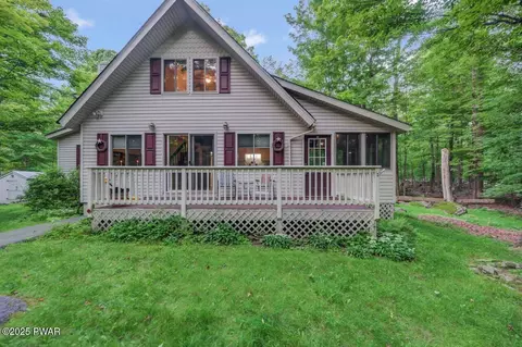 183 Chestnuthill Dr, Lake Ariel, PA 18436