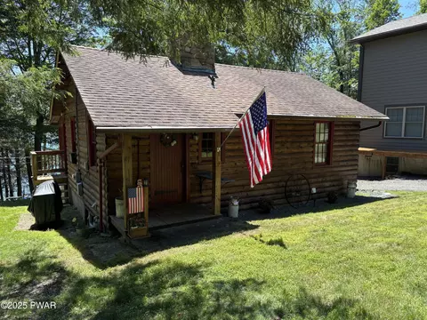 22 Glen Rd, Lake Ariel, PA 18436