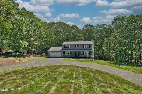155 Wild Meadow Dr, Milford, PA 18337
