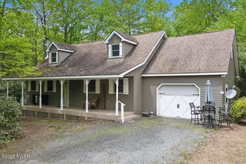 2147 Gravel Rd, Canadensis, PA 18325