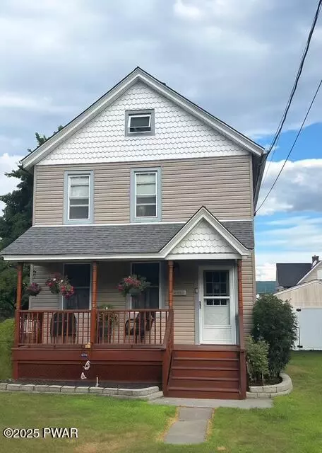 106 Avenue I, Matamoras, PA 18336