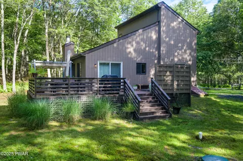 130 Ruffed Grouse Rd, Bushkill, PA 18324 photo 5
