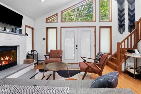 130 Ruffed Grouse Rd, Bushkill, PA 18324 photo 9