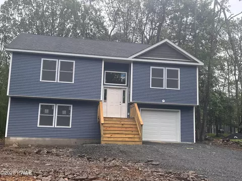 112 Cree Rd, Shohola, PA 18458