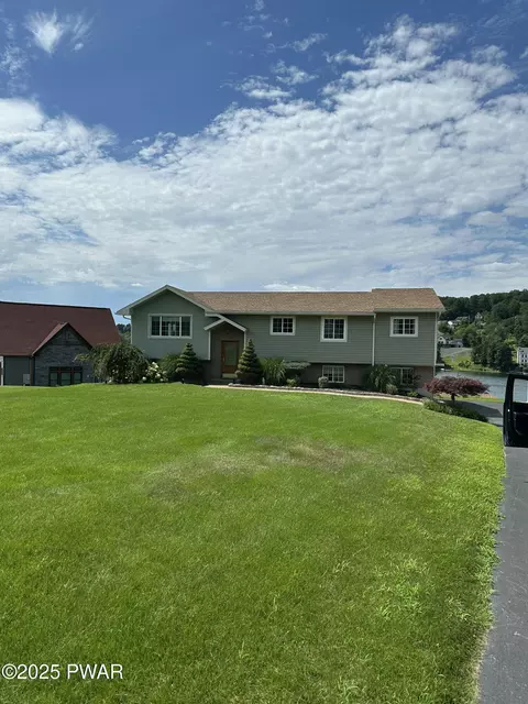830 Cayuga Cv, Auburn, PA 17922