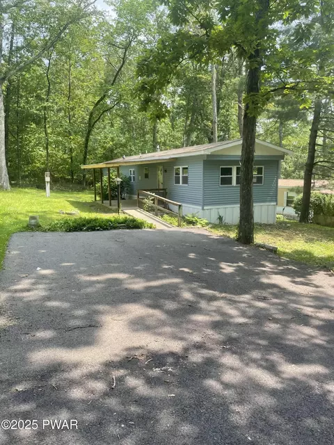Other - 122 Bartion Ct, Bartonsville, PA 18321 photo 2 of 9