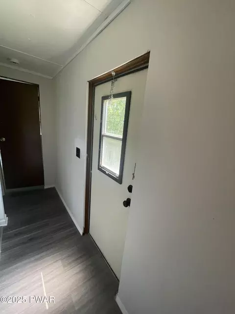 Entry Way - 122 Bartion Ct, Bartonsville, PA 18321 photo 1 of 2