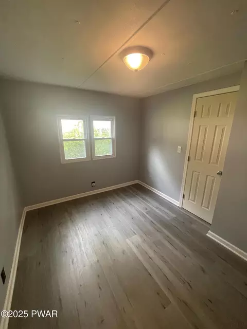 Bedroom - 122 Bartion Ct, Bartonsville, PA 18321 photo 1 of 1