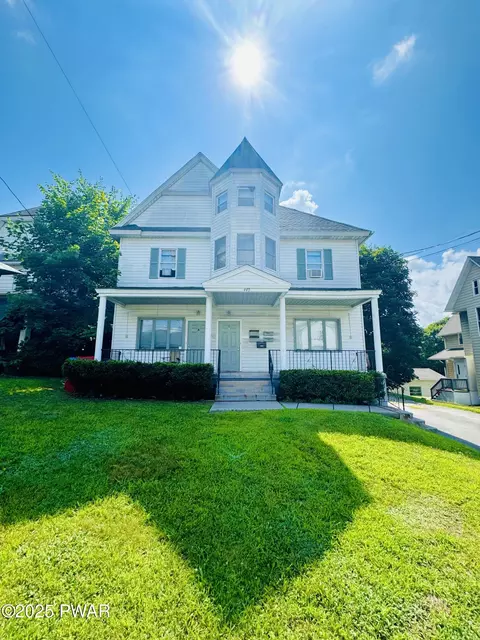 440 Washington Ave, Jermyn, PA 18433