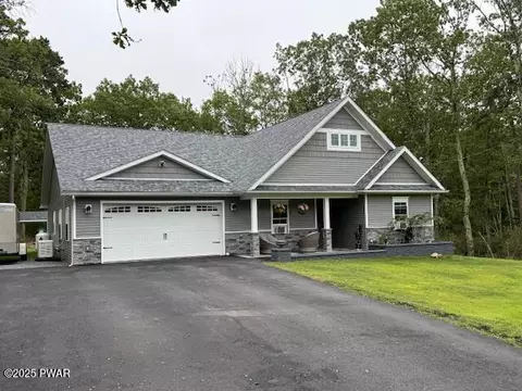 160 Overbrook Run, Milford, PA 18337