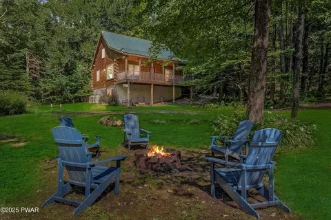 353 John Davis Rd, Milanville, PA 18443