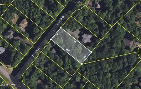 12 Dunhill Ct, Lake Ariel, PA 18436