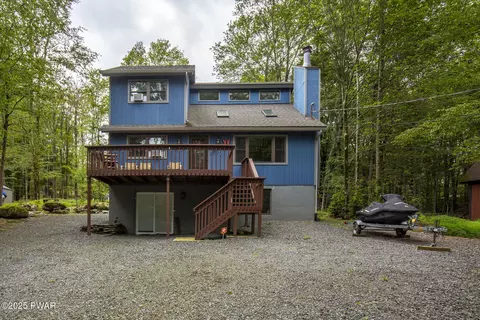 67 Cedarwood Ter, Lake Ariel, PA 18436
