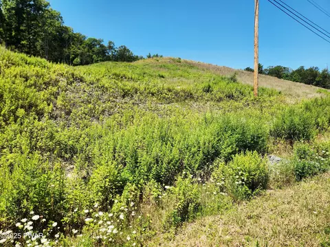 lot3 Milford Rd, Dingmans Ferry, PA 18328