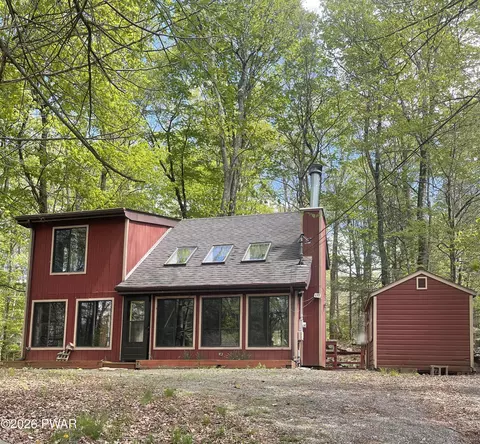 514 Northgate Rd, Lake Ariel, PA 18436