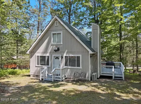 1127 Lakeland Dr, Lake Ariel, PA 18436