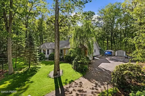 246 Remington Rd, East Stroudsburg, PA 18301
