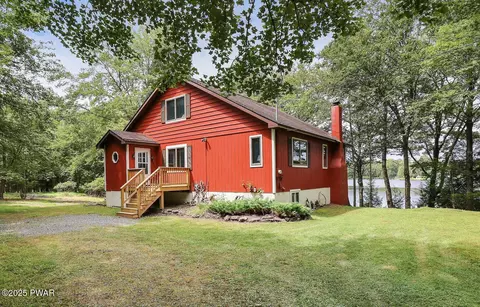 144 Raspberry Dr, Canadensis, PA 18325