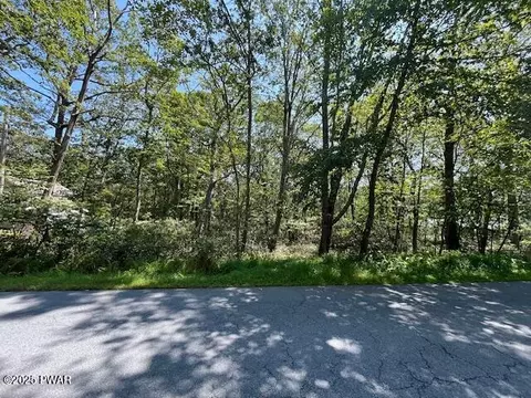 lot5207 Seneca Dr, Milford, PA 18337