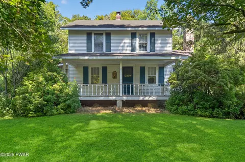 106 Orben Ln, Milford, PA 18337