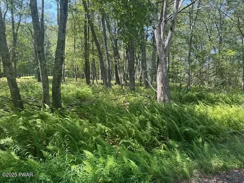 lot3810 Floyd Ct, Milford, PA 18337