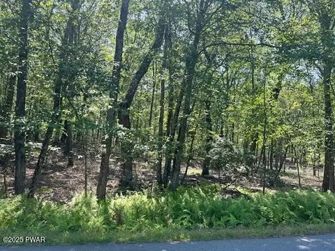 lot2611 Iroquois Trl, Milford, PA 18337