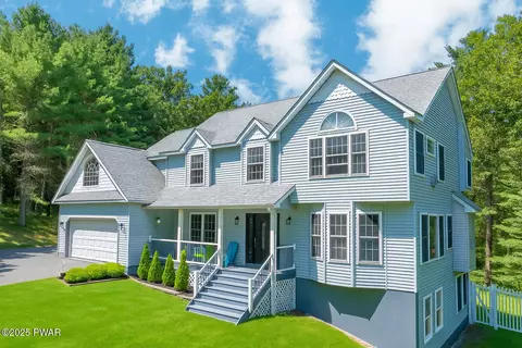 207 High Ct, Milford, PA 18337