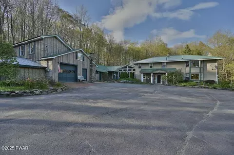 69-71 Timbertop Trl, Newfoundland, PA 18445