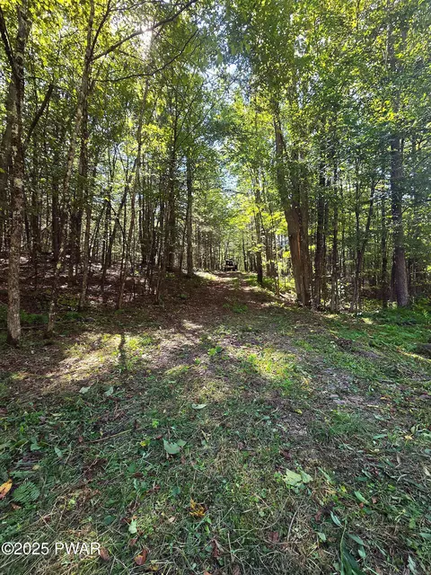 122 Robbs Rd, Damascus, PA 18415