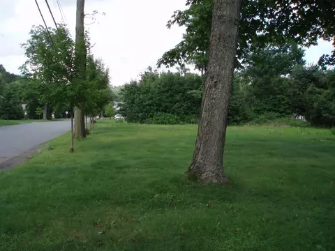 lot600 W High St, Milford, PA 18337