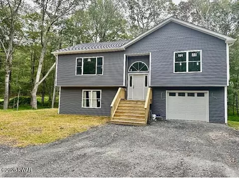 107 White Tail Ln, Milford, PA 18337