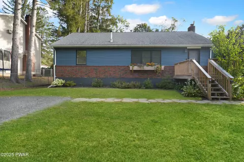 134 Bennett Ave, Milford, PA 18337