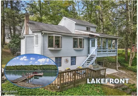 44 Park Rd, Lakeville, PA 18438