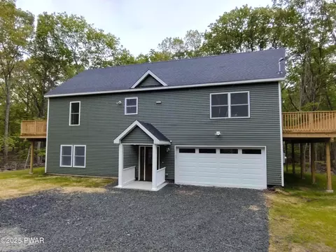 166 Seneca Dr, Milford, PA 18337