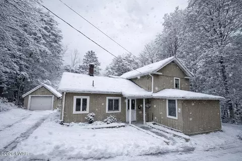 119 Linwood St, Honesdale, PA 18431
