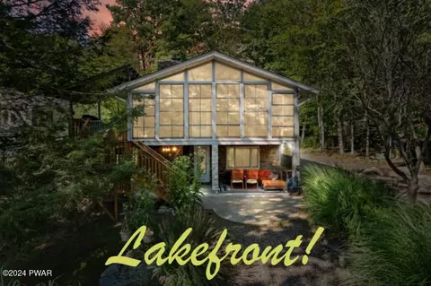 193 Mountain Lake Dr, Dingmans Ferry, PA 18328