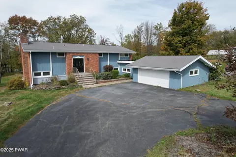 25 Intervale Rd, Honesdale, PA 18431