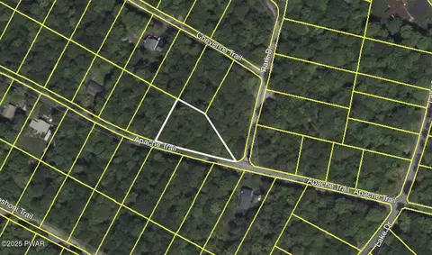 Apache Trail, Gouldsboro, PA 18424
