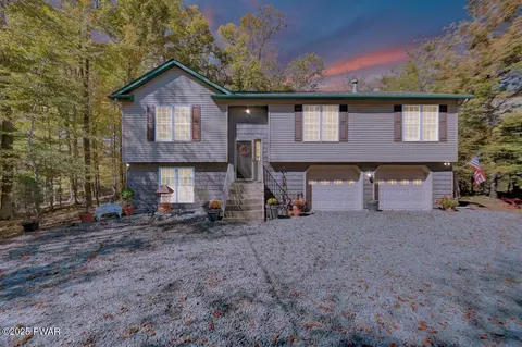 85 Cliffwood Rd, Lake Ariel, PA 18436