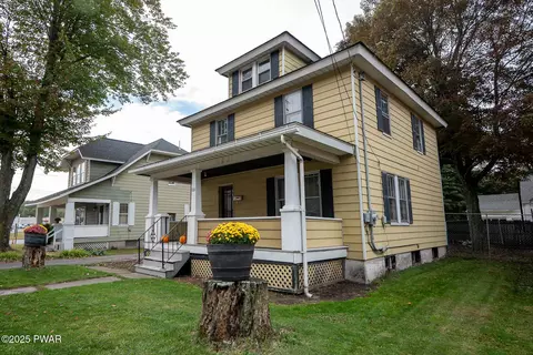 134 Willow Ave, Honesdale, PA 18431