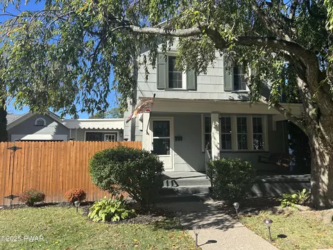 16 Culver St, Kingston, PA 18704
