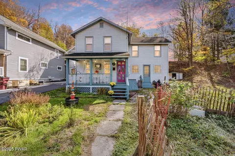 147 E Tryon St, Honesdale, PA 18431