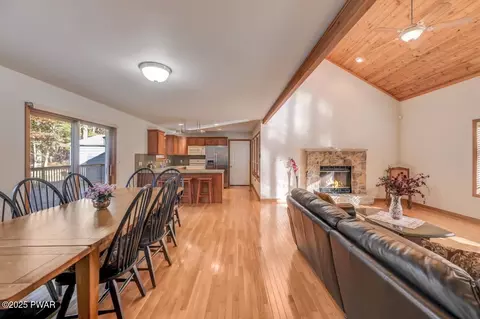 Other - 2124 Oaktree Ln, Bushkill, PA 18324 photo 2 of 16