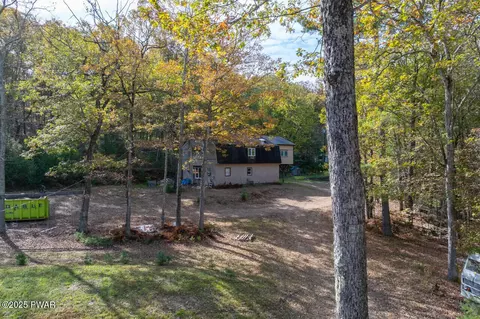 148 Neil Thompson Rd, Lackawaxen, PA 18435