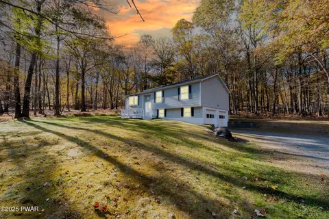 133 Palmetto Dr, Milford, PA 18337